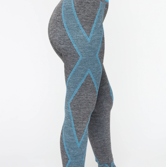 On my days off lounge set by Fashion Nova - Picture 4 of 9